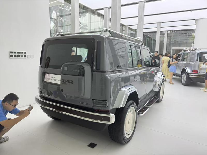 iCAR V23复古版套件发布 满血套件售28800元  第7张