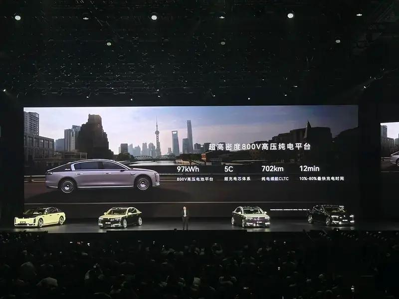 尊界S800上市19天大定破5000台 8月中旬开启批量交付  第16张