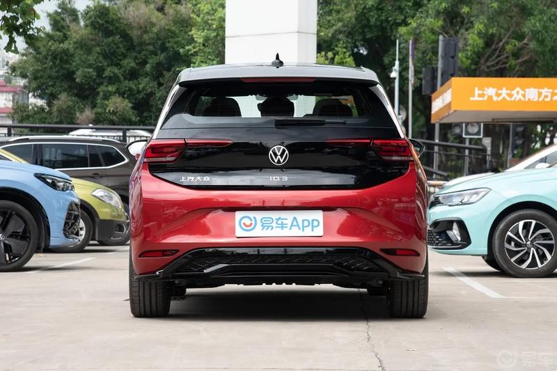 上汽大众ID.3 GTX套件款正式上市 限时一口价13.7388万元起  第9张