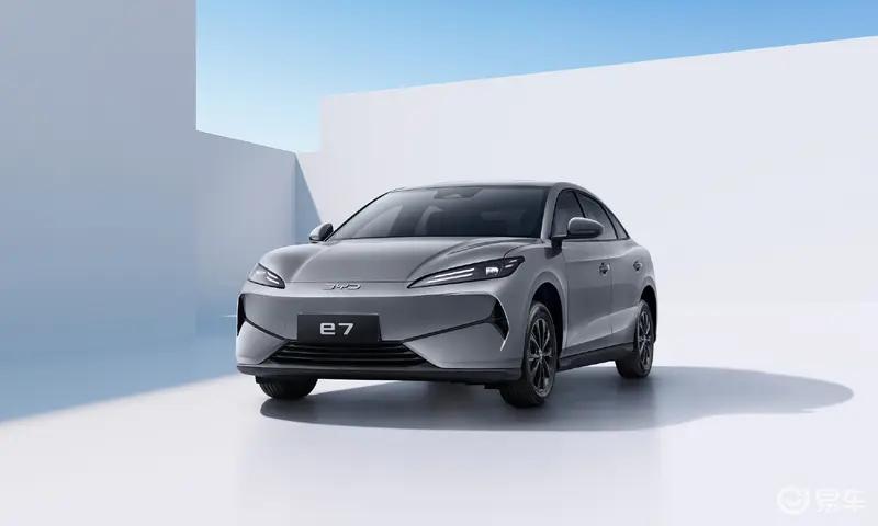 比亚迪e7将于5月17日上市 定位全新中型纯电轿车  第4张