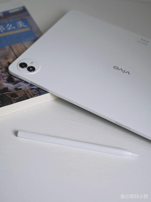 曝vivo Pad5 Pro将推出超轻版 厚度5.94mm 重578g 第2张 曝vivo Pad5 Pro将推出超轻版 厚度5.94mm 重578g 第2张
