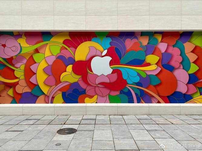 苹果因防水问题被罚1000万欧元 Apple Store零售店logo换成红色  第1张