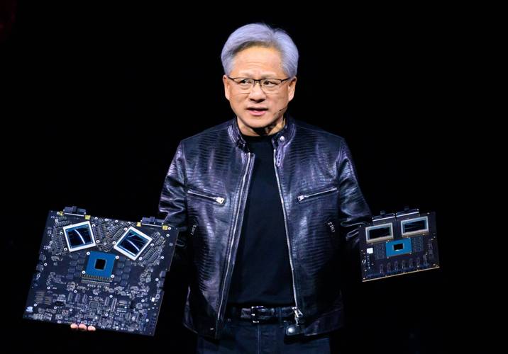 今日看点丨英伟达将为中国市场推出新AI芯片 售价大幅低于H20;中科曙光与海光信息宣布战略重组 第2张 今日看点丨英伟达将为中国市场推出新AI芯片 售价大幅低于H20;中科曙光与海光信息宣布战略重组 第2张