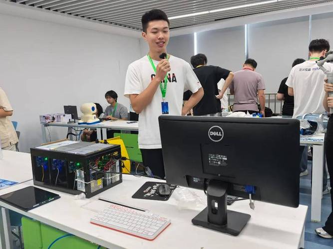 2025全国大学生嵌入式芯片与系统设计竞赛应用赛道全国总决赛圆满闭幕-飞凌嵌入式  第1张