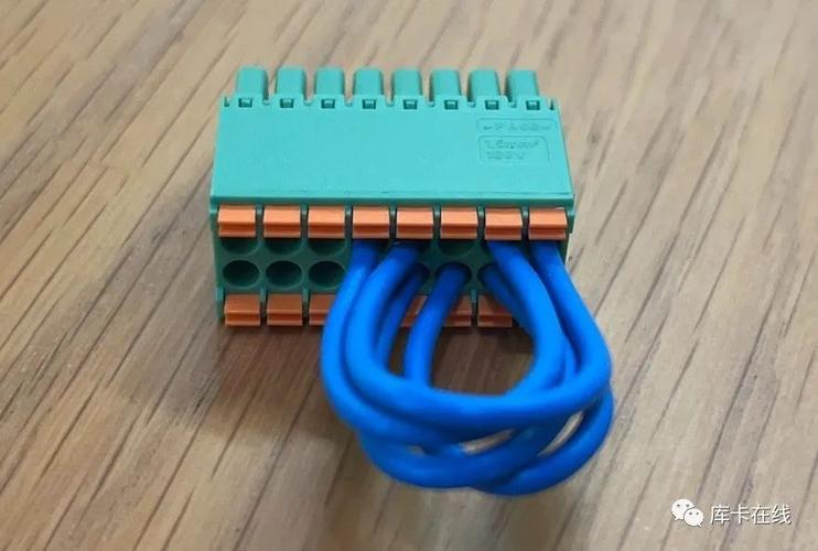 透过KR C5 micro-2看：新一代机器人控制器高性能、小型化的秘诀是什么？  第1张