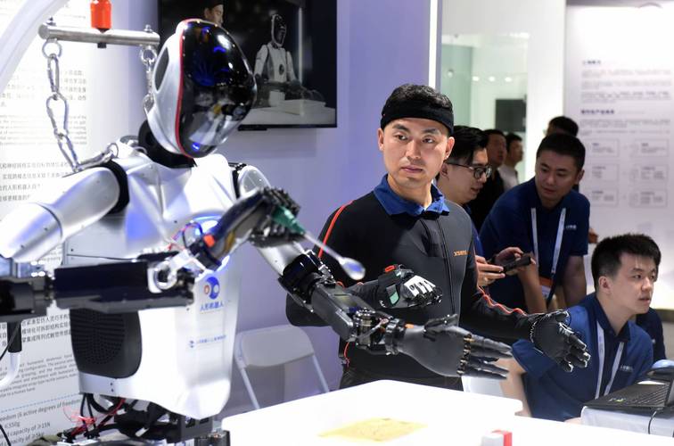 AgiBot Digital World – 智元机器人推出的机器人仿真框架 第2张 AgiBot Digital World – 智元机器人推出的机器人仿真框架 第2张