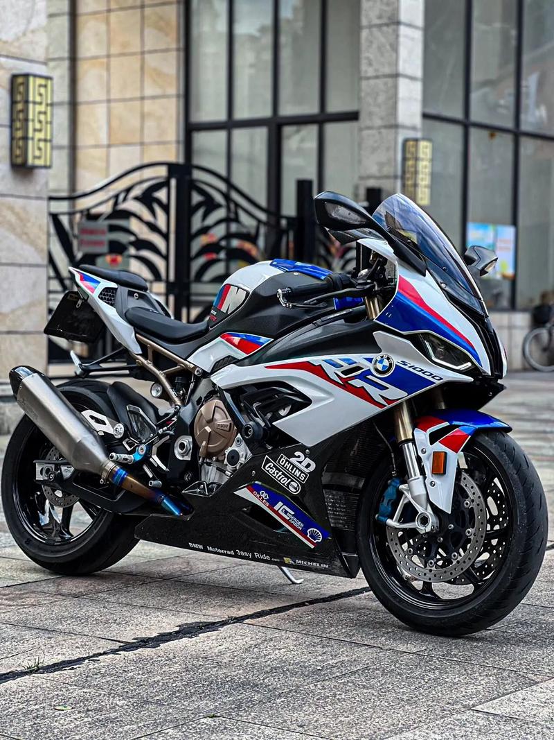 2022款宝马S1000R上市 售价188900元起  第1张