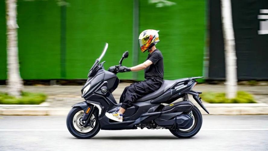 3万多就能圆宝马梦?试驾QJMOTOR 鸿350 第2张 3万多就能圆宝马梦?试驾QJMOTOR 鸿350 第2张