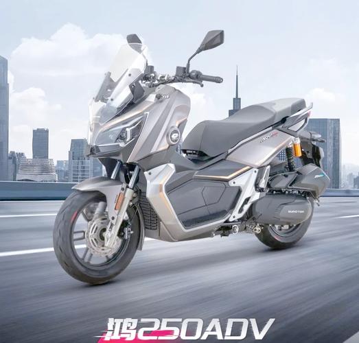 弯道ABS+国产V缸ADV 钱江新品看点十足 第2张 弯道ABS+国产V缸ADV 钱江新品看点十足 第2张