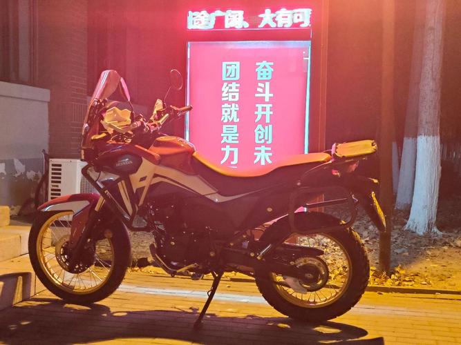本田动作真的多 CRF190L曝光 中排涨价 第1张 本田动作真的多 CRF190L曝光 中排涨价 第1张