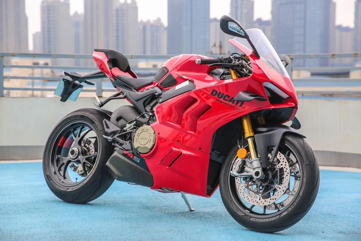 杜卡迪Panigale V4 V4S上市 售25.9万起 第1张 杜卡迪Panigale V4 V4S上市 售25.9万起 第1张