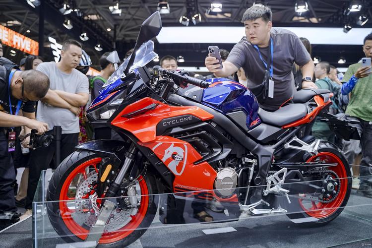 赛科龙RC680R领衔 宗申全阵容亮相摩展 第1张 赛科龙RC680R领衔 宗申全阵容亮相摩展 第1张
