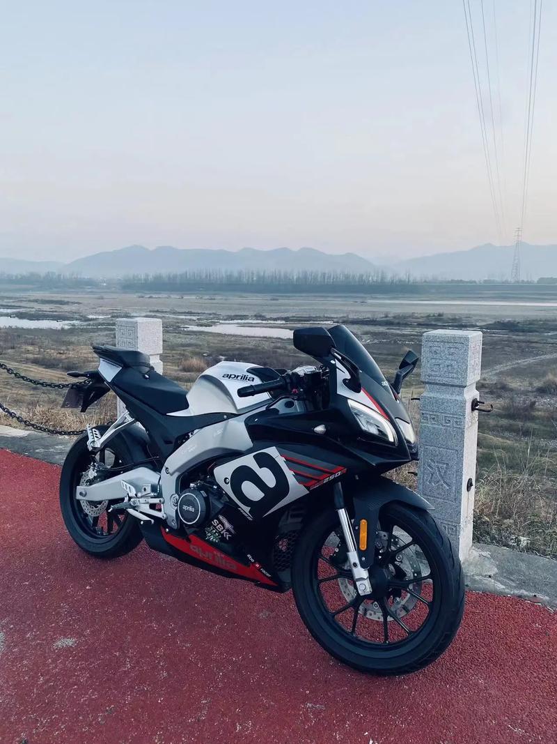 阿普利亚GPR250R跑车上市 售价26800元 第1张 阿普利亚GPR250R跑车上市 售价26800元 第1张