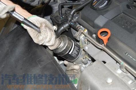 更换机油机滤多少钱,换机油不换机滤可以吗 第1张 更换机油机滤多少钱,换机油不换机滤可以吗 第1张