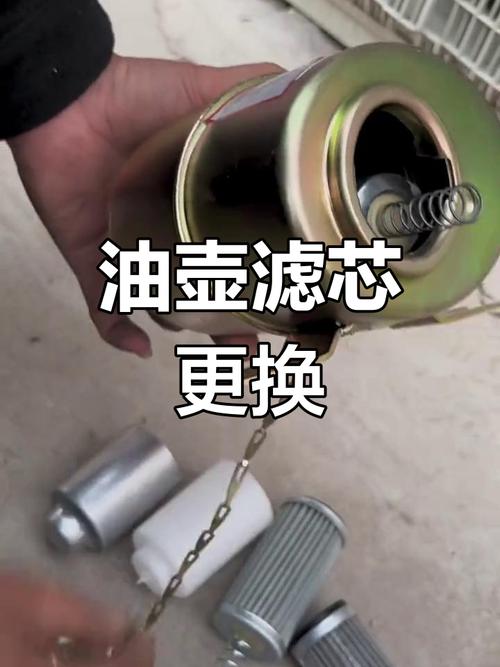 燃油滤芯多少公里更换一次?机油滤芯1万公里换一次吗 第2张 燃油滤芯多少公里更换一次?机油滤芯1万公里换一次吗 第2张