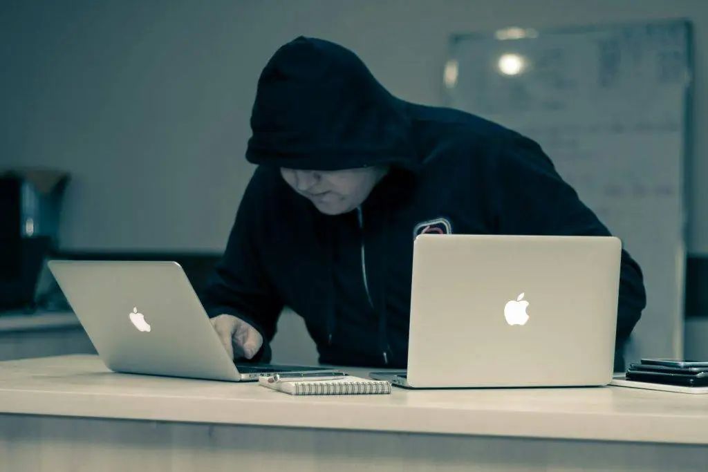 为什么 AI 创作的艺术很难让人喜欢？  第5张