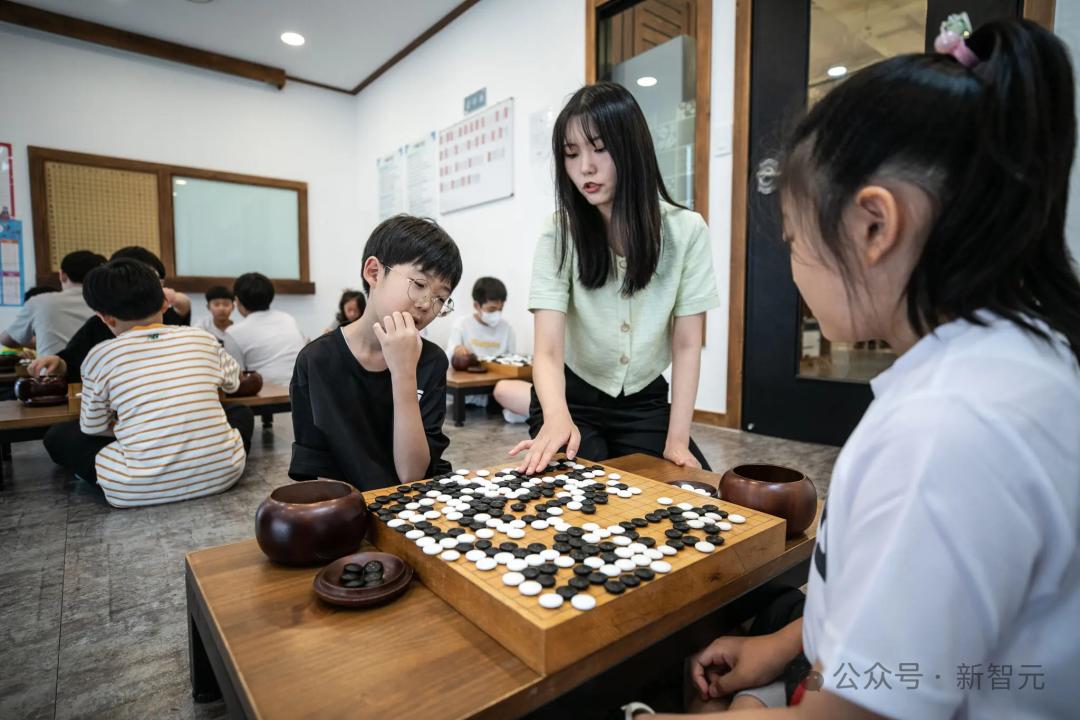 败给AI八年，围棋传奇李世石仍未走出AlphaGo阴影  第10张