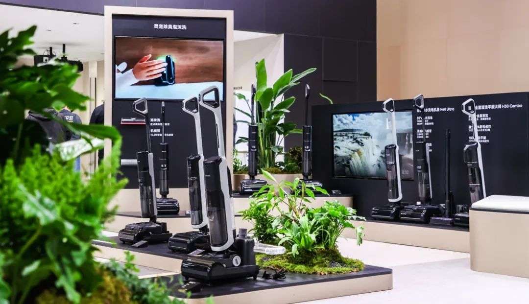 DeepSeek横扫家电圈！暴走三万步，带你看尽AWE最火AI黑科技  第29张