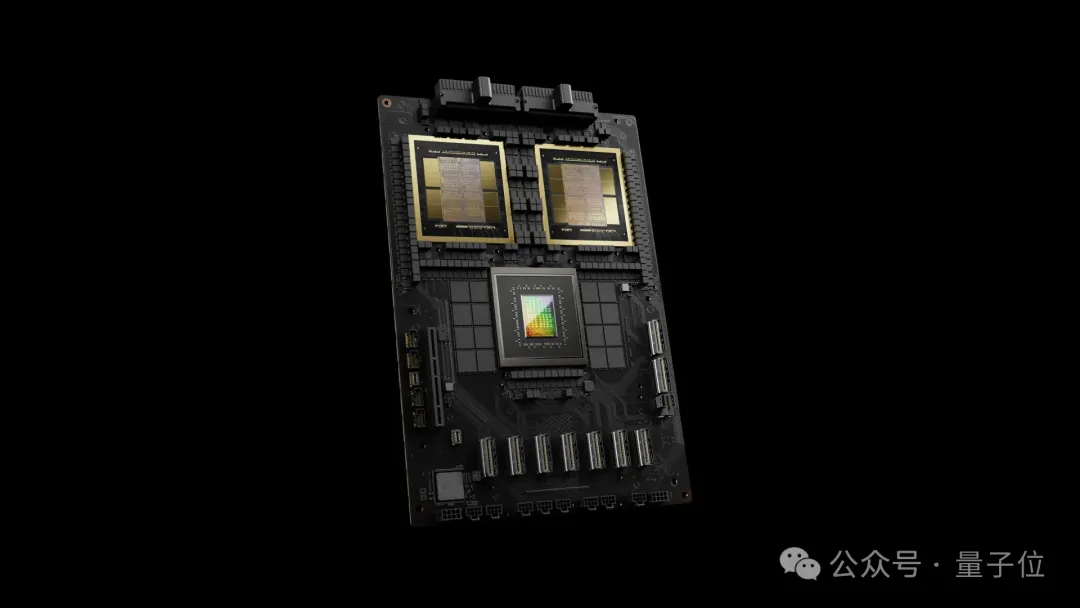英伟达年终核弹！全新B300为o1推理大模型打造，RTX5090也曝光了  第3张