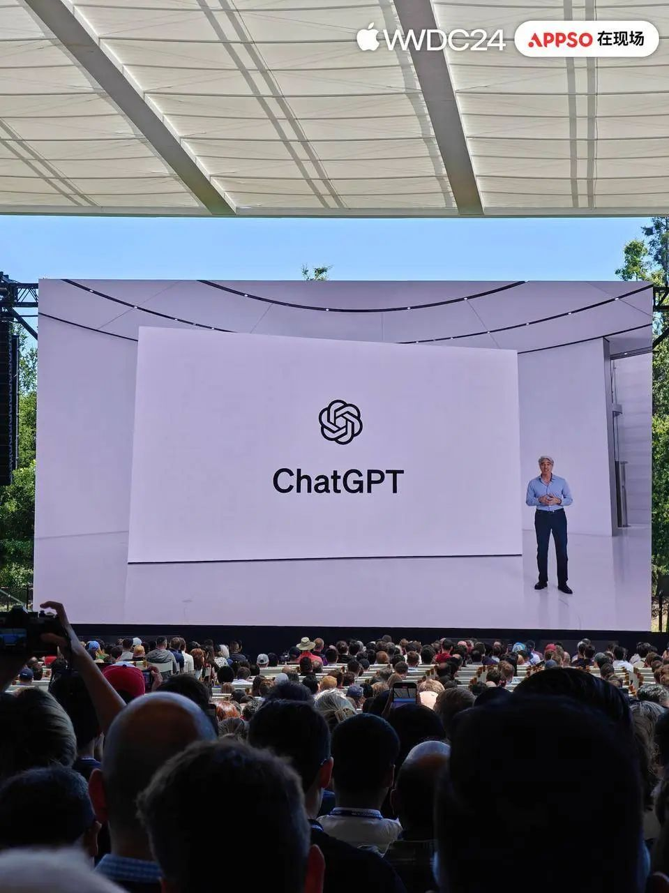 被马斯克炮轰的 Apple 智能，为什么更接近理想的 AI 形态？  第4张