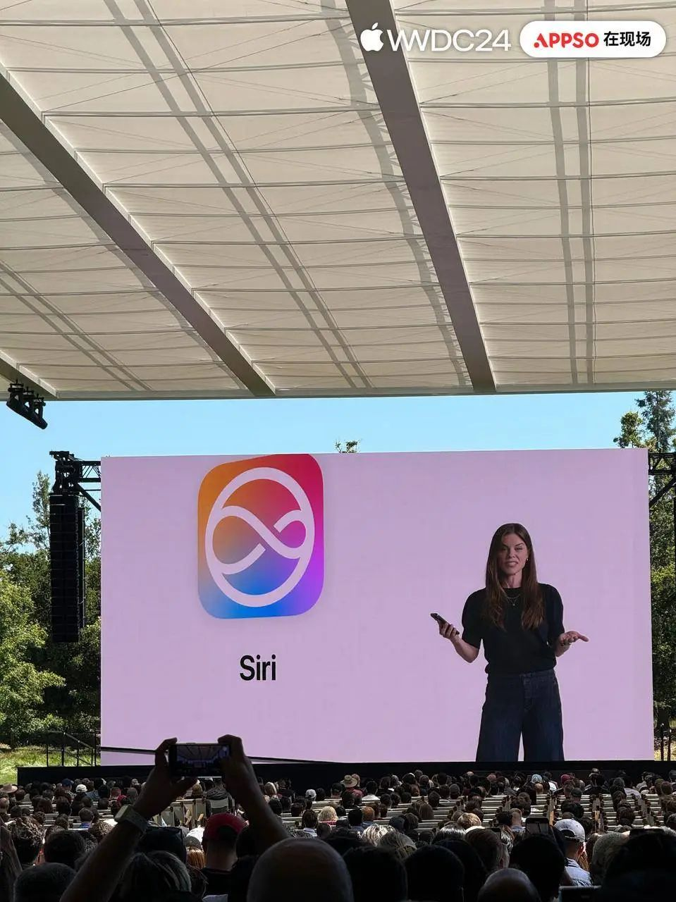 被马斯克炮轰的 Apple 智能，为什么更接近理想的 AI 形态？  第8张