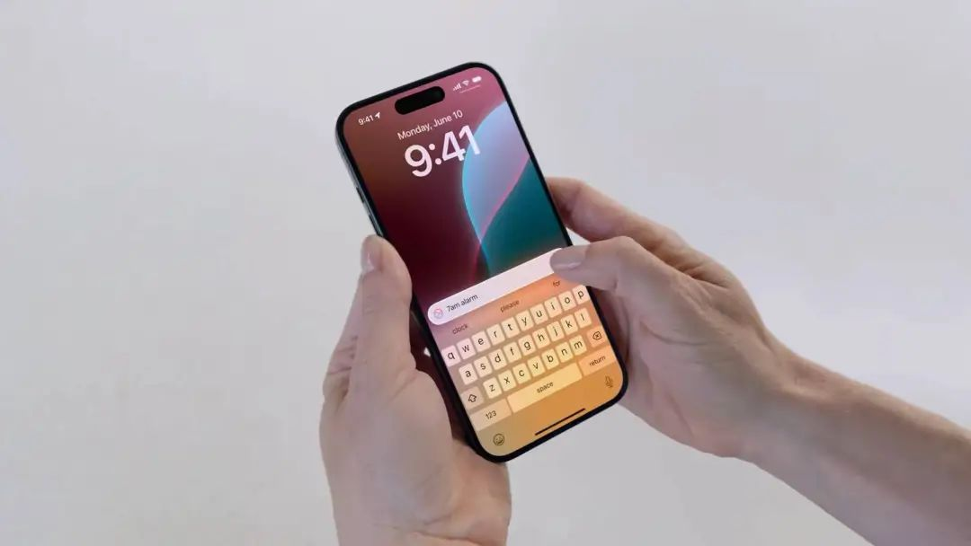 被马斯克炮轰的 Apple 智能，为什么更接近理想的 AI 形态？  第9张
