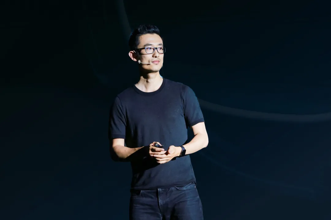 哈佛毕业ex-Googler创业智能眼镜，超越Ray-Ban Meta登顶亚马逊品类畅销榜  第2张