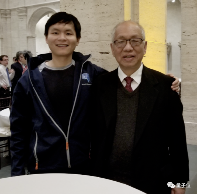 马斯克xAI首个研究成果发布！创始成员杨格&amp;姚班校友共同一作  第7张