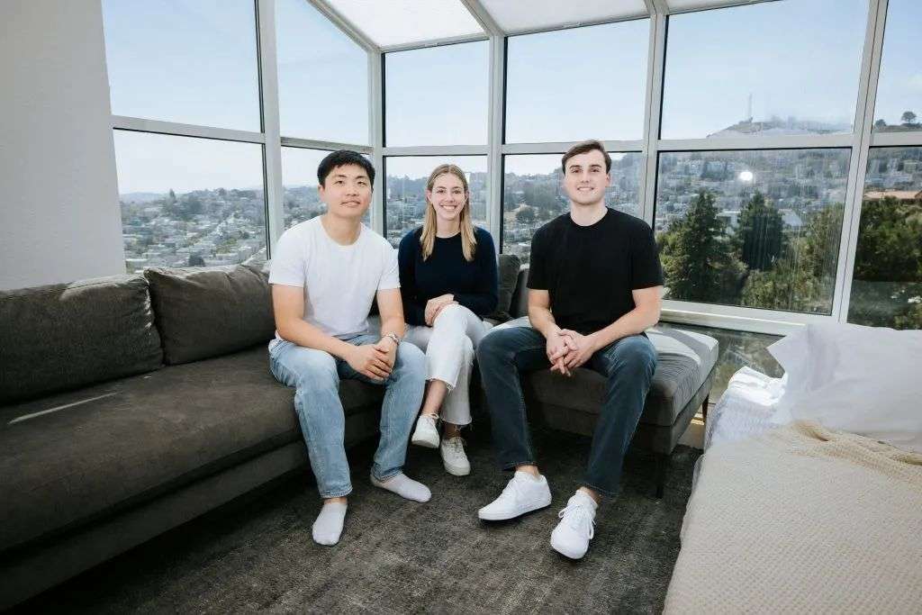 速递｜种子轮融资500万美元，Paradigm配备超5000个AI智能体表格  第1张