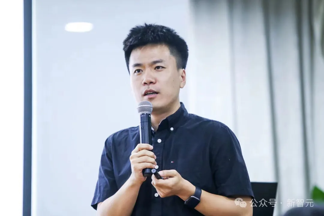 中国首个通用泛化机器人终于来了！清华校友打造中国版Figure 01，连续泛化丝滑处理多任务  第11张