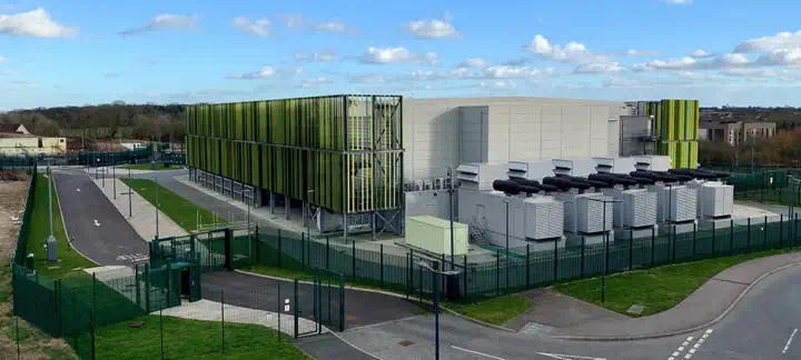 欧洲液冷新进展：Kao  Data 17.6MW AI液冷数据中心开启动工 第1张