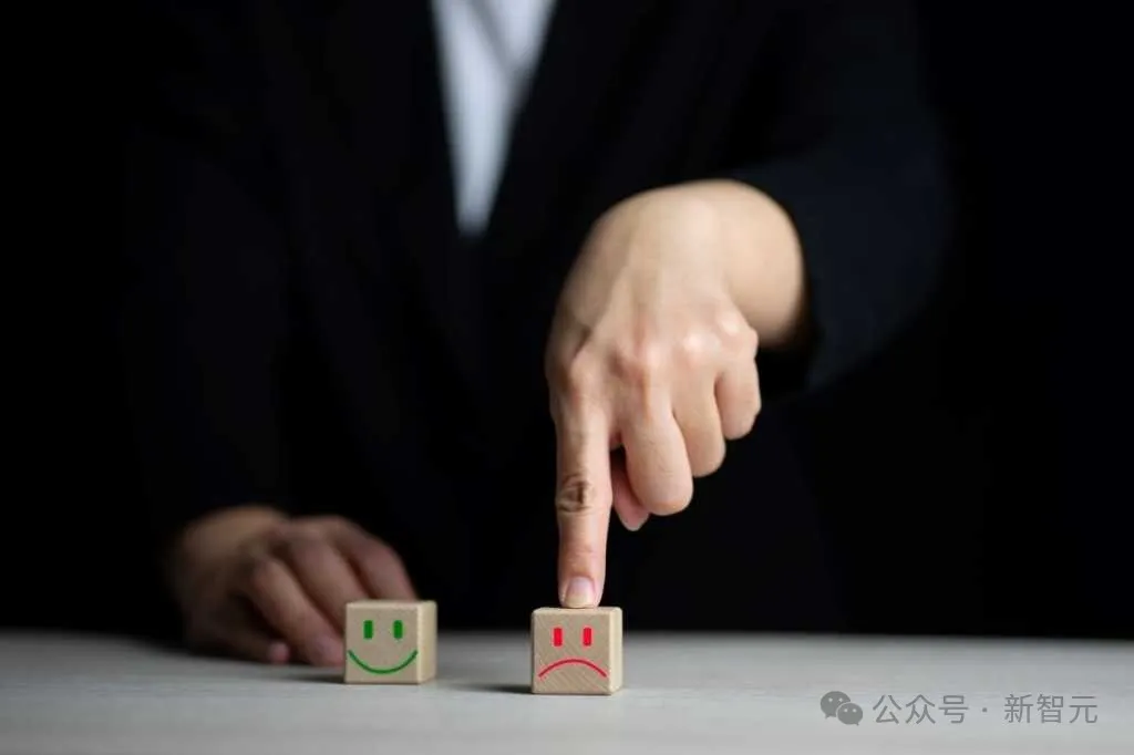 开发者火冒三丈炮轰GenAI：垃圾语料太多，模型正在变得越来越笨  第5张