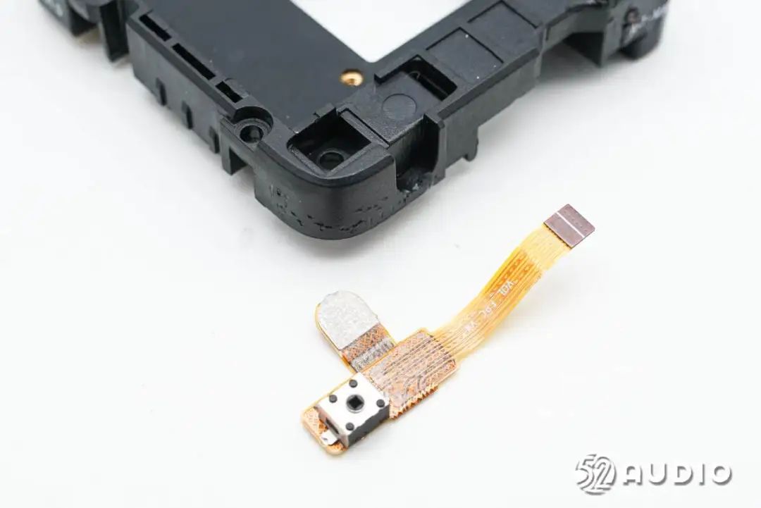拆解Xiaomi小米运动对讲机 内置两颗敏芯股份的MEMS麦克风组成拾音阵列  第29张