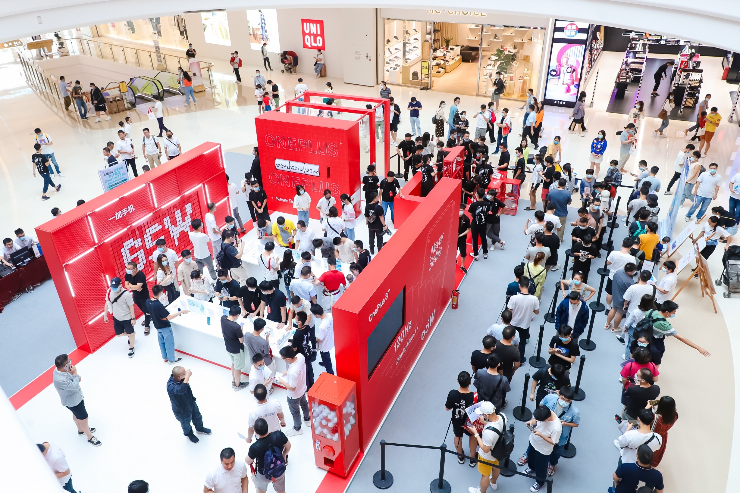 全国七城同步热销 一加 8T Pop-up闪店活动现场火爆  第5张