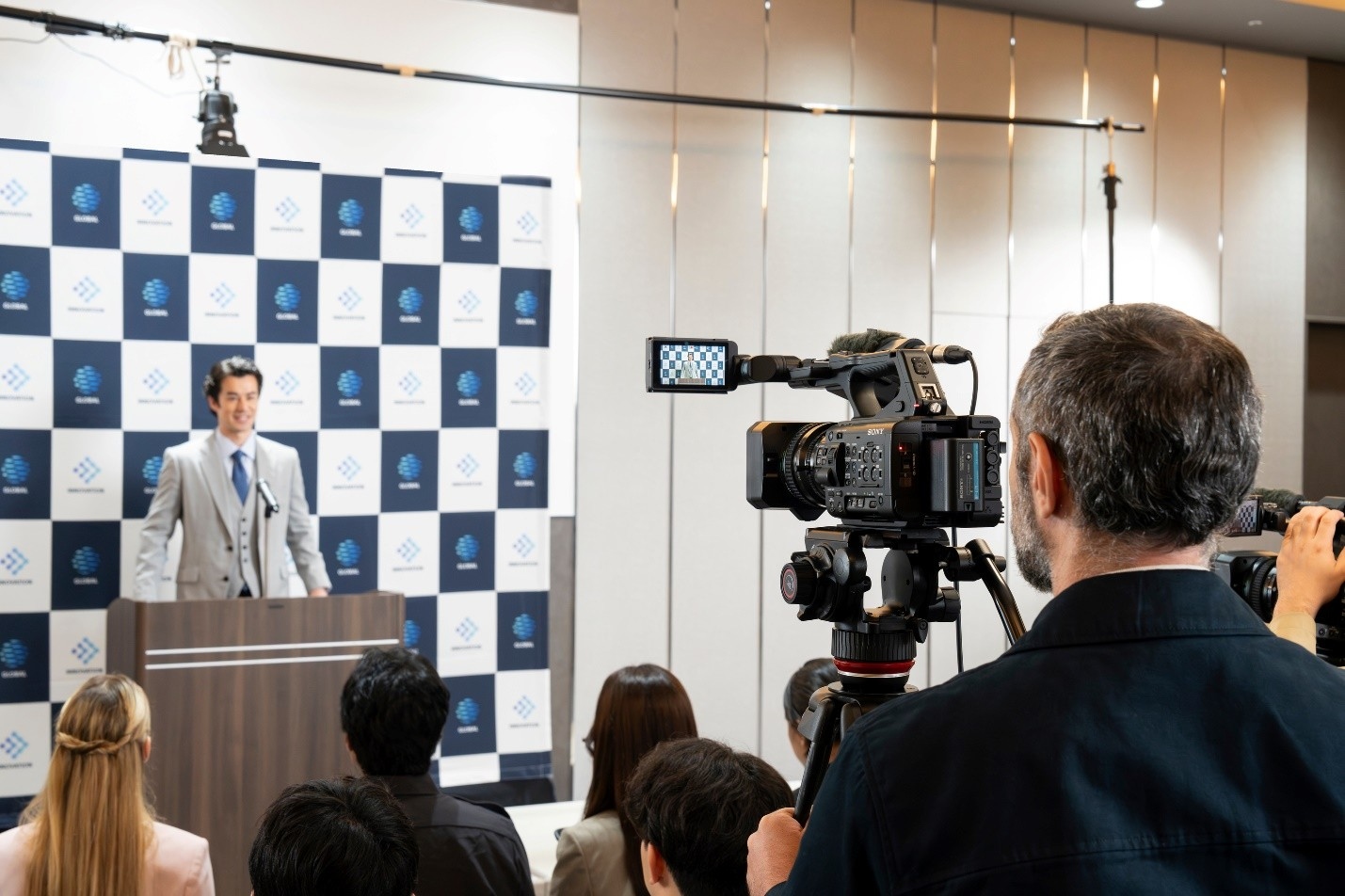 索尼推出4K 3-CMOS传感器XDCAM手持摄录一体机PXW-Z380  第9张