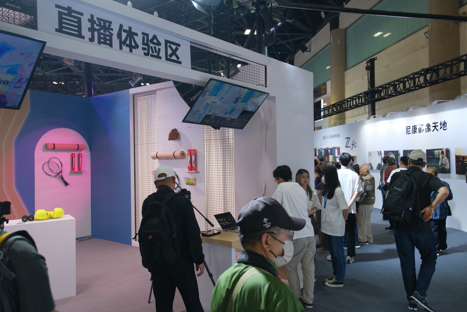 影像产品丰富生态摄影火热 2024 China P&E各家展台速览  第29张