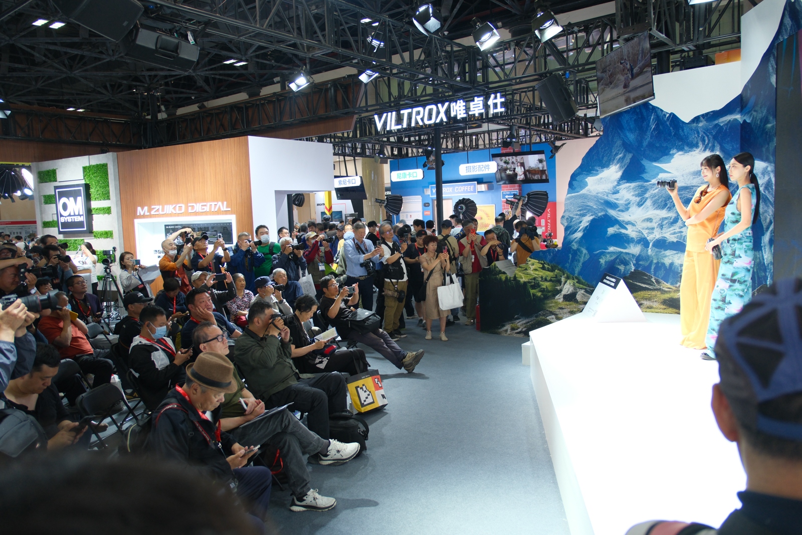 影像产品丰富生态摄影火热 2024 China P&E各家展台速览  第62张