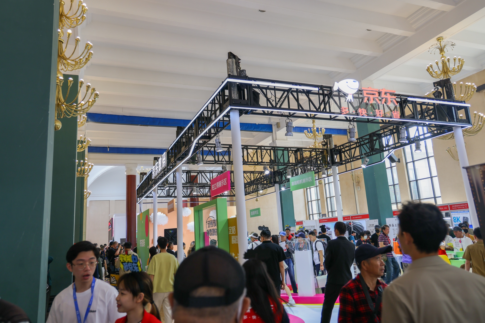 影像产品丰富生态摄影火热 2024 China P&E各家展台速览  第82张