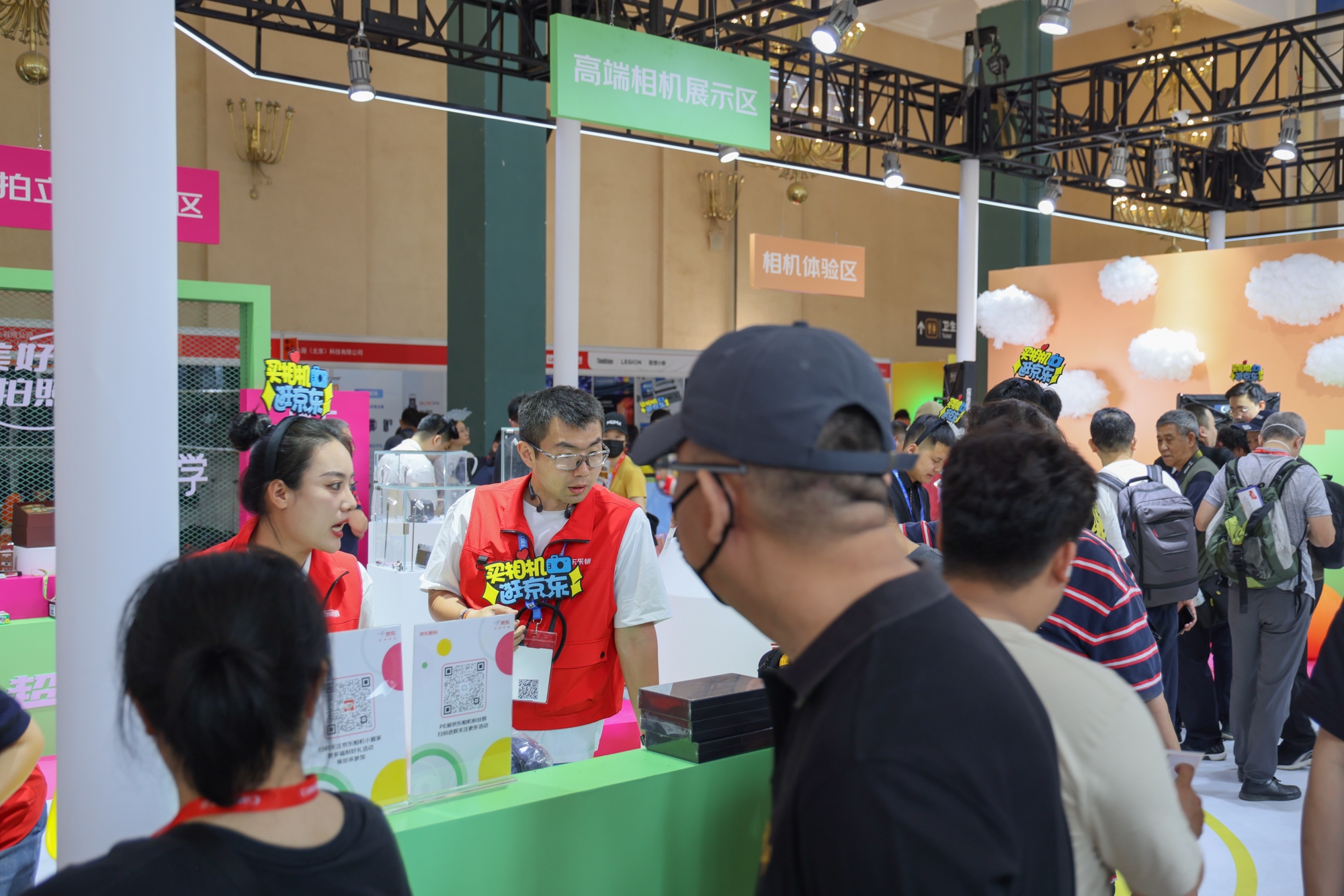 影像产品丰富生态摄影火热 2024 China P&E各家展台速览  第83张