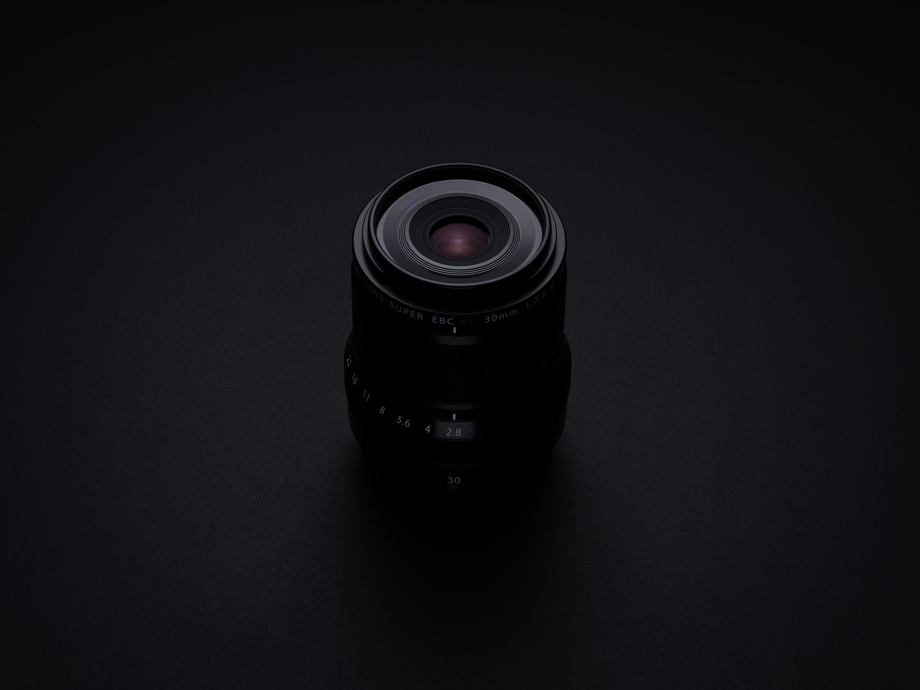设计紧凑的标准镜头 富士发布XF30mmF2.8 R镜头  第4张