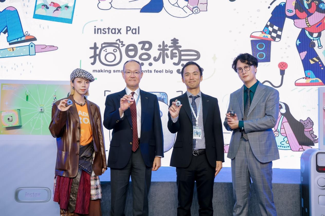 INSTAX Pal拍照精灵可爱来袭 get你的时尚小新机  第10张