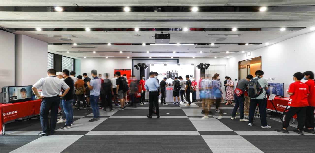 佳能EOS R5等新品威武亮相 现场体验真香  第2张