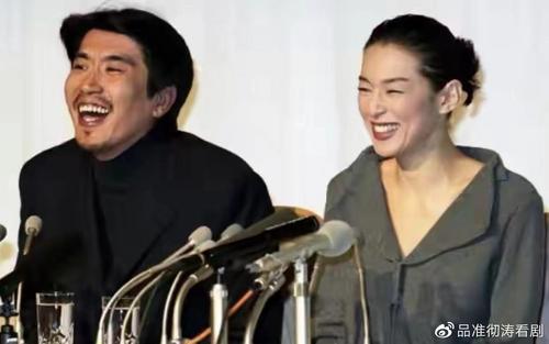 鈴木保奈美與石橋貴明宣布離婚，隨育兒階段告一段落結束婚姻。  第1张